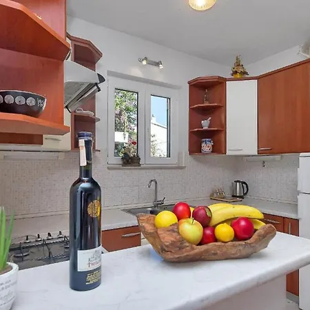 Smiljka Apartman Makarska